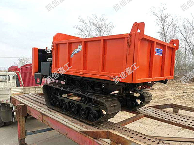 2噸履帶運(yùn)輸車(chē)